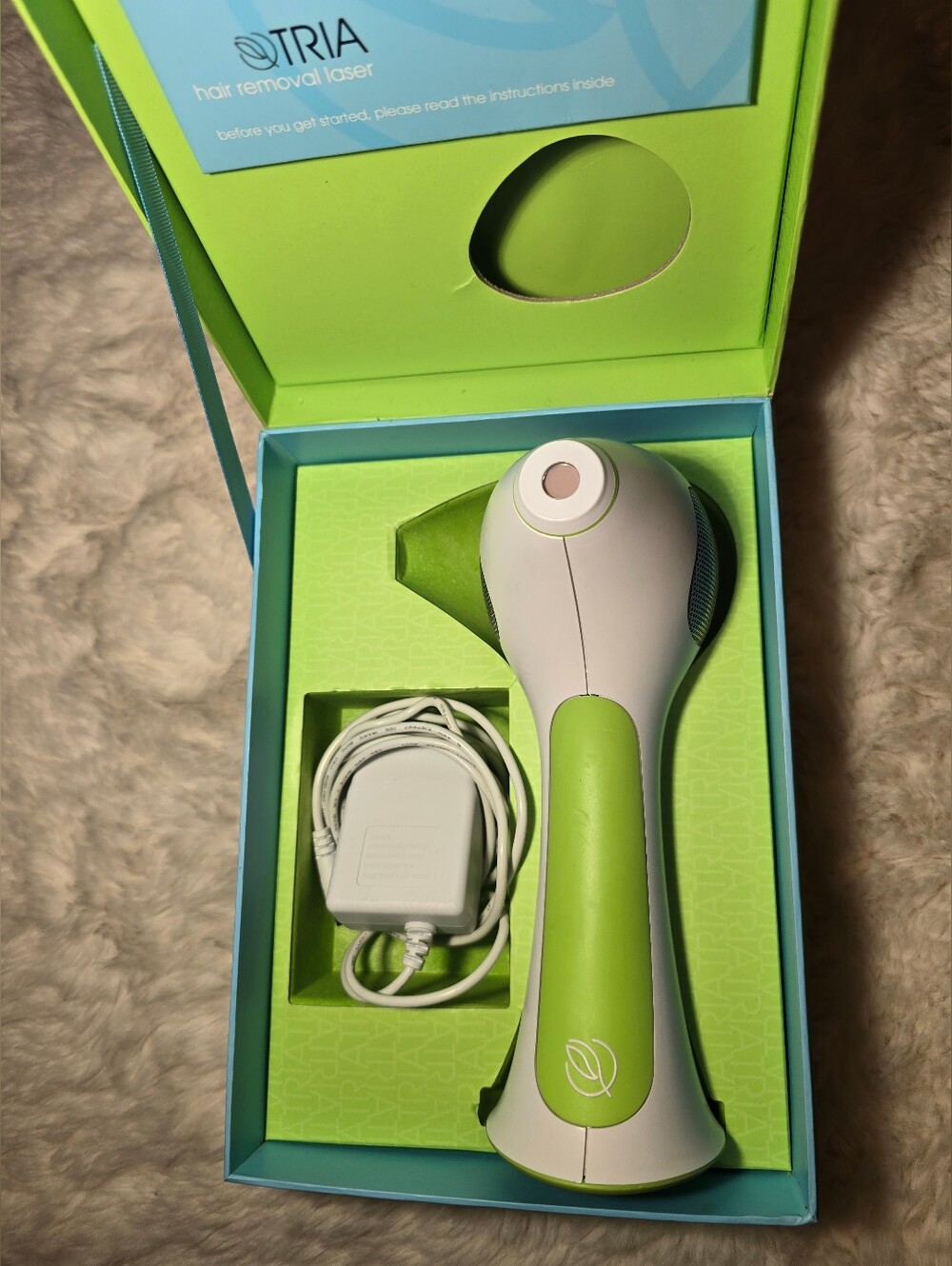 Tria Hair Removal Laser in White - Picture 4 of 8